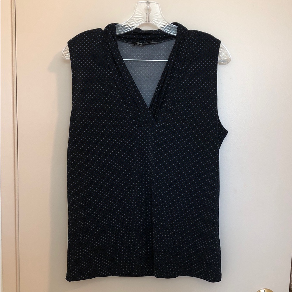 Sleeveless V-Neck Polka Dot Women's Top - Black